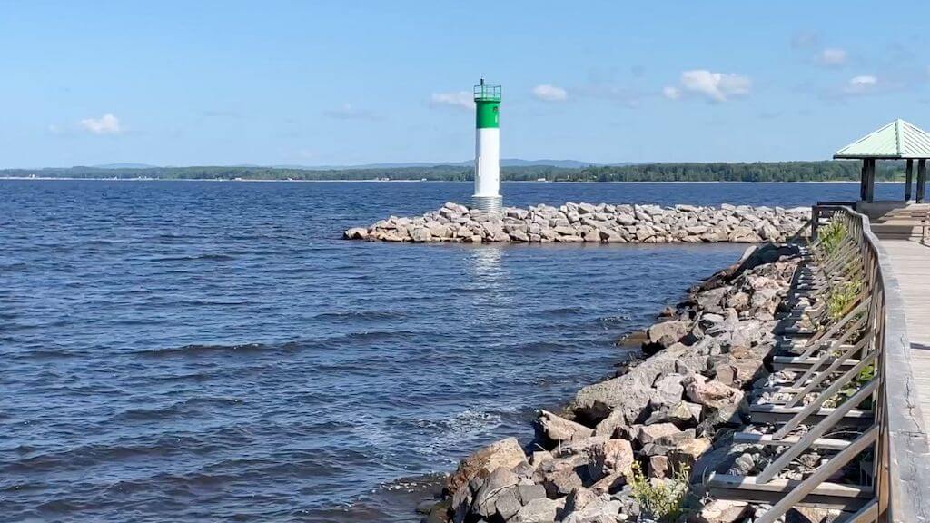 pembroke waterfront park lighthouse