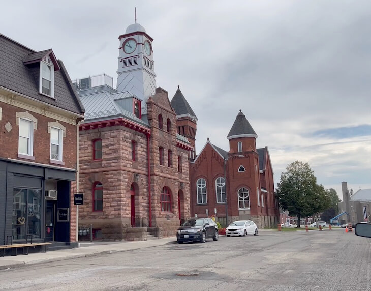 smiths falls post office